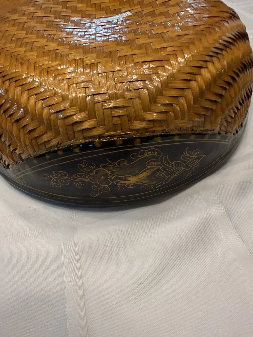VTG Vietnam Black Lacquer Basket Woven Bamboo Lidded Box Gold Gilt Stamped